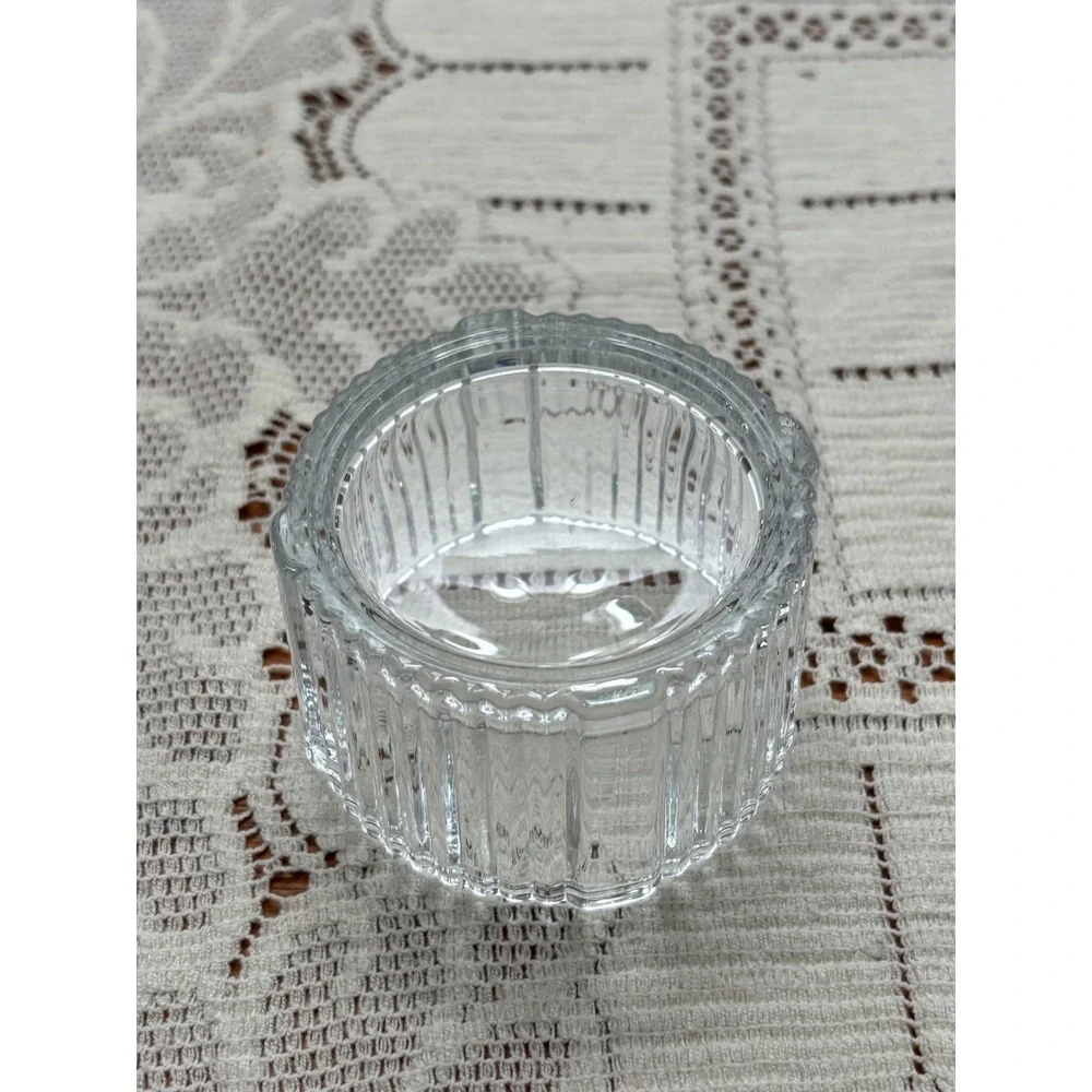 Vintage Clear Ribbed Glass Trinket Box Round Gift Bow Lid Jewelry Dish Kept Box